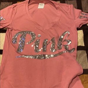VS PINK SEQUINED TEE